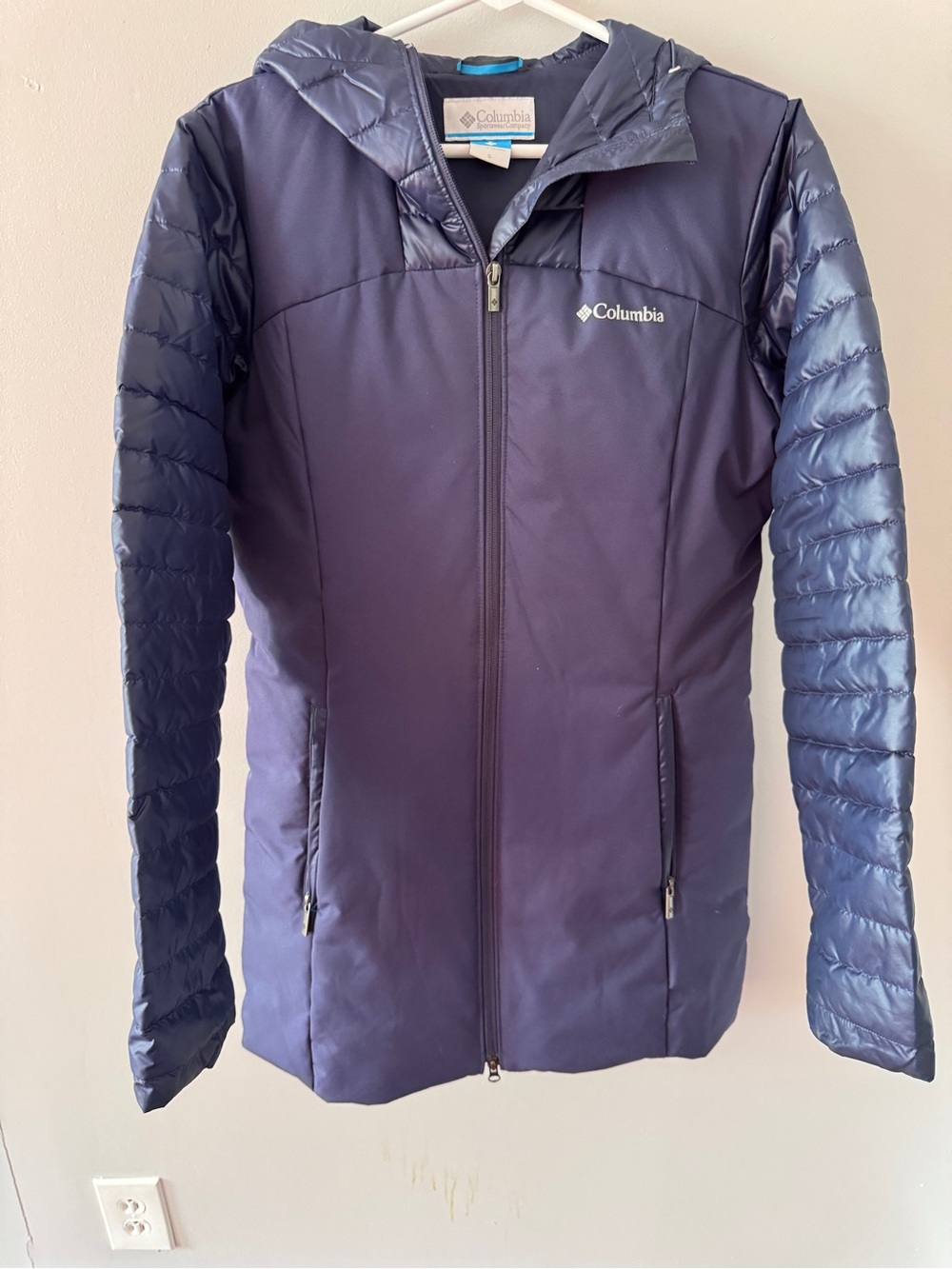 Columbia Navy Blue Hooded Jacket